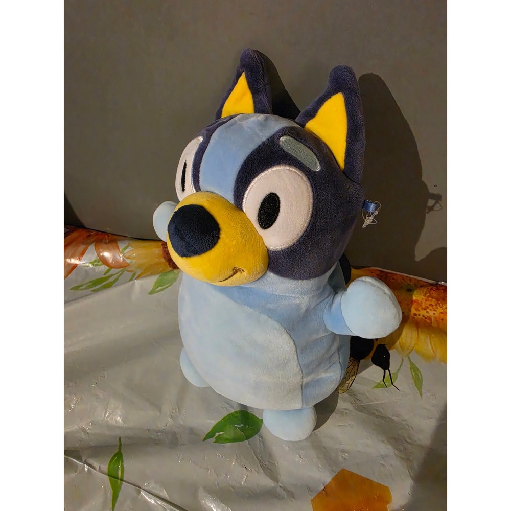 Bluey Hug Mees Squishmallows Plush Jazwares Blue Heeler Stuffed Animal 10 Inch
